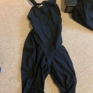 Speedo Lzr Elite size 24 never worn